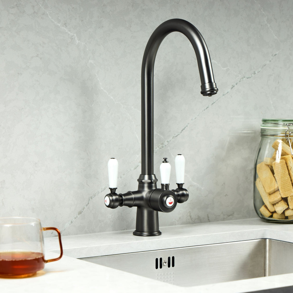 Verossi | Vandisso | Traditional Cruciform Style 3 in 1 Instant Boiling Tap | White Ceramic Levers | Gun Metal Finish