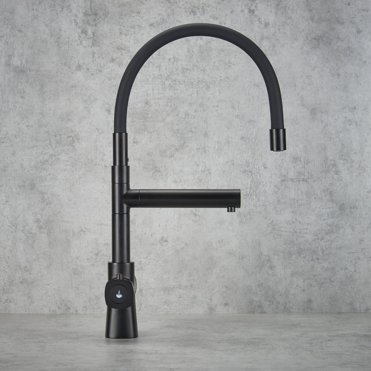 Verossi | Vaculoa | Flexi 3 in 1 Instant Boiling Tap | Matt Black Finish