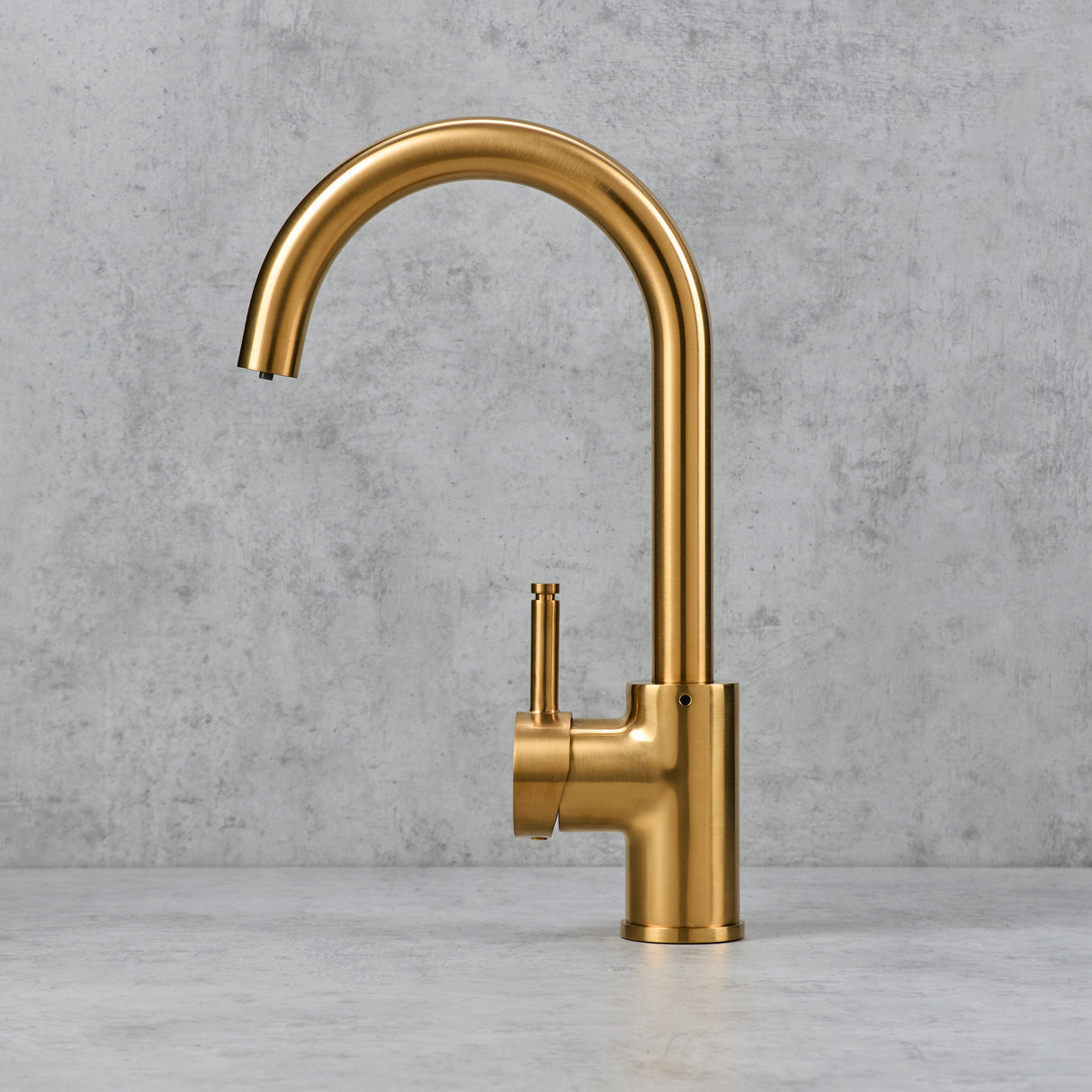 Verossi | Velante | Single Lever 3 in 1 Instant Boiling Tap | Brushed Gold Finish
