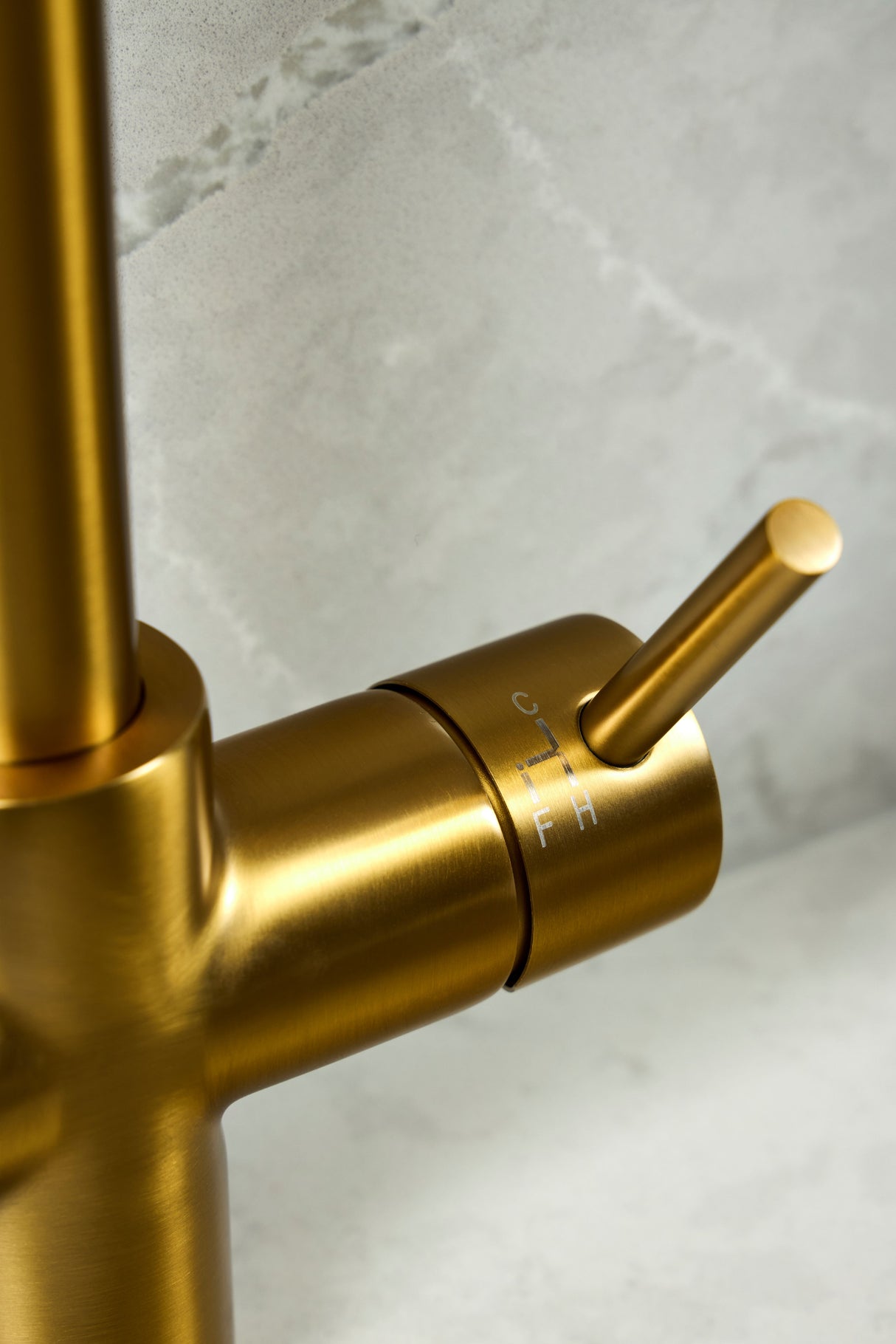 Verossi  | Valyrian | Finger Print Control 4 in 1 Instant Boiling & Filtered Cold Water Tap | Brushed Gold Finish
