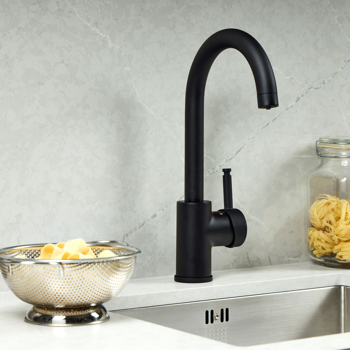 Verossi | Velante | Single Lever 3 in 1 Instant Boiling Tap | Matt Black Finish