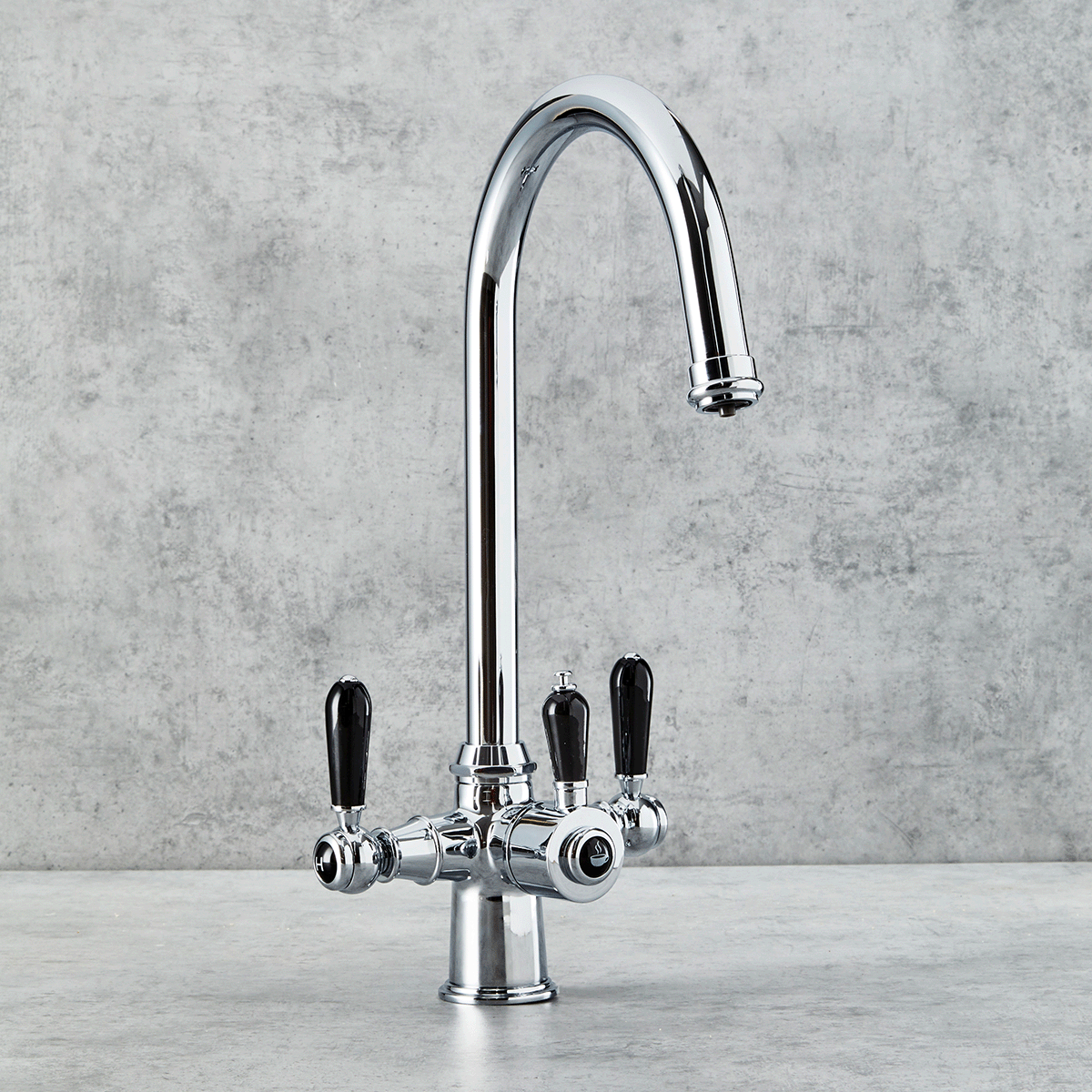 Verossi | Vandisso | Traditional Cruciform Style 3 in 1 Instant Boiling Tap | Black Ceramic Levers | Polished Chrome Finish