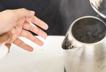Plastic Kettle Health Warning - Why you need to stop using one