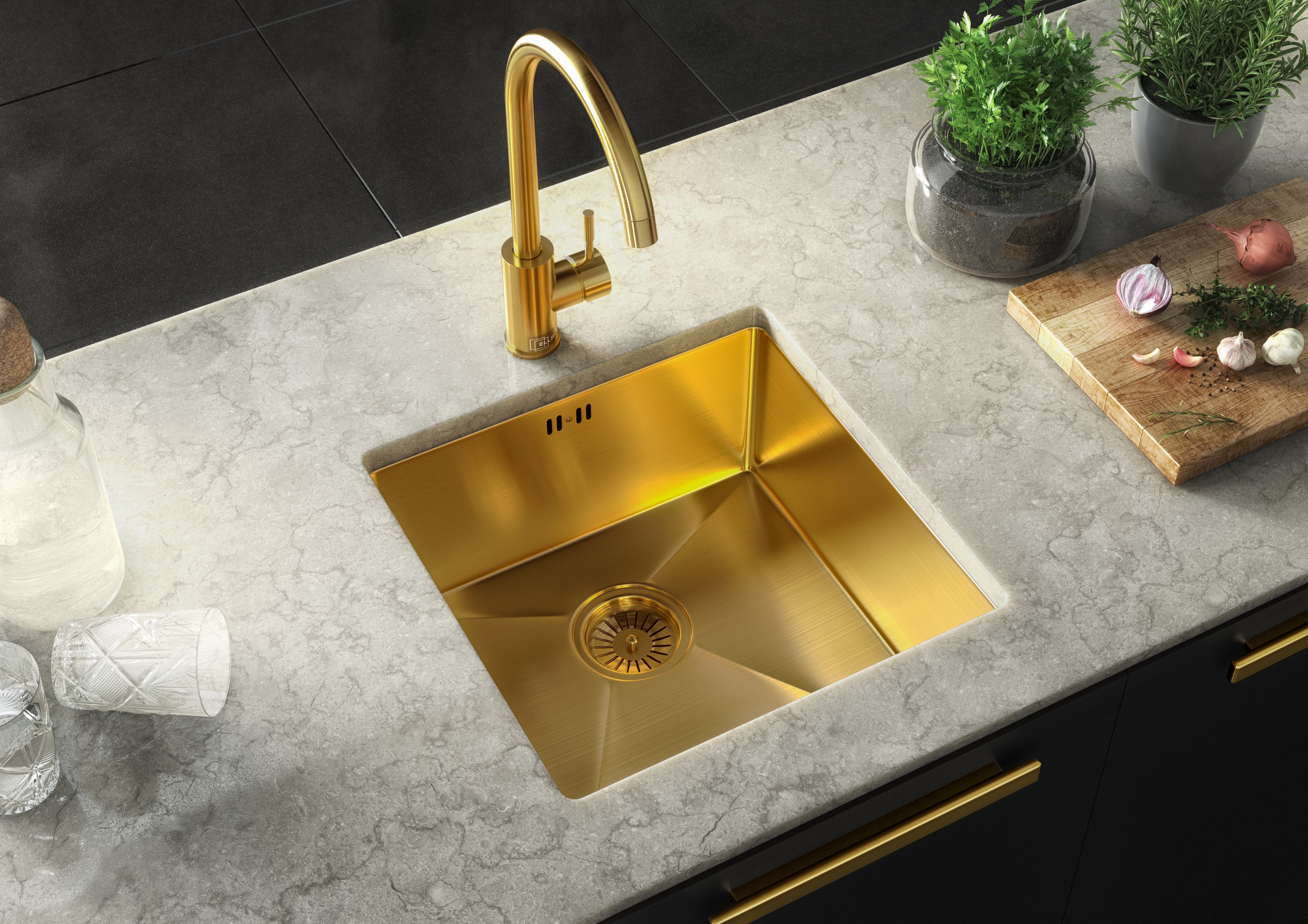 Verossi | Vrimo | 1.0 Bowl Stainless Steel Kitchen Sink | Inset or Undermounted | Gold Strainer Waste Supplied | 440 x 440 mm | Gold Finish