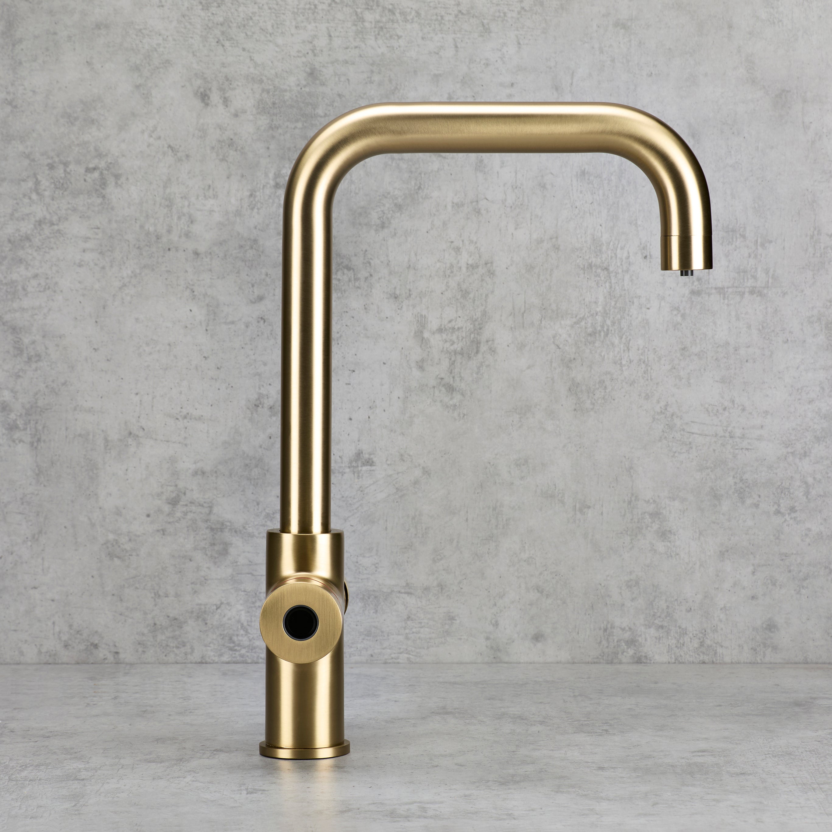Verossi  | Valyrian | Finger Print Control 4 in 1 Instant Boiling & Filtered Cold Water Tap | Brushed Brass Finish