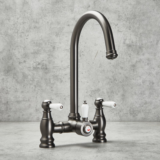 Brushed Gunmetal | 3-in-1 Traditional Instant Boiling Water Tap System