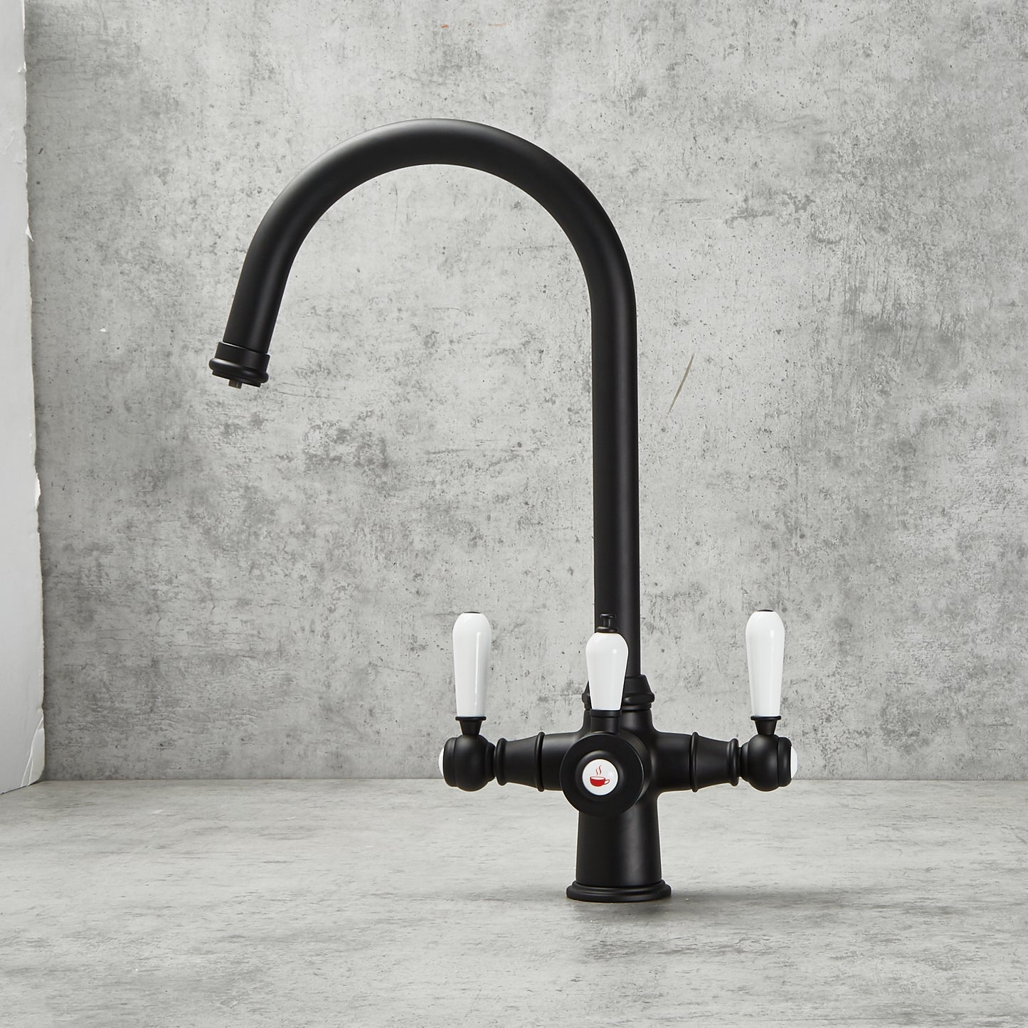 Matt Black | Traditional 3-in-1 Instant Boiling Water Tap System