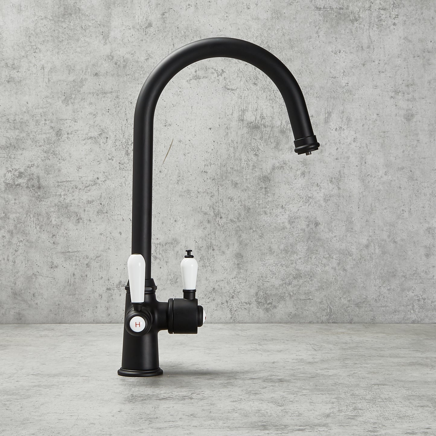 Matt Black | Traditional 3-in-1 Instant Boiling Water Tap System