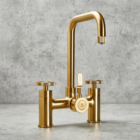 Brushed Gold | 3-in-1 Industrial Instant Boiling Water Tap System