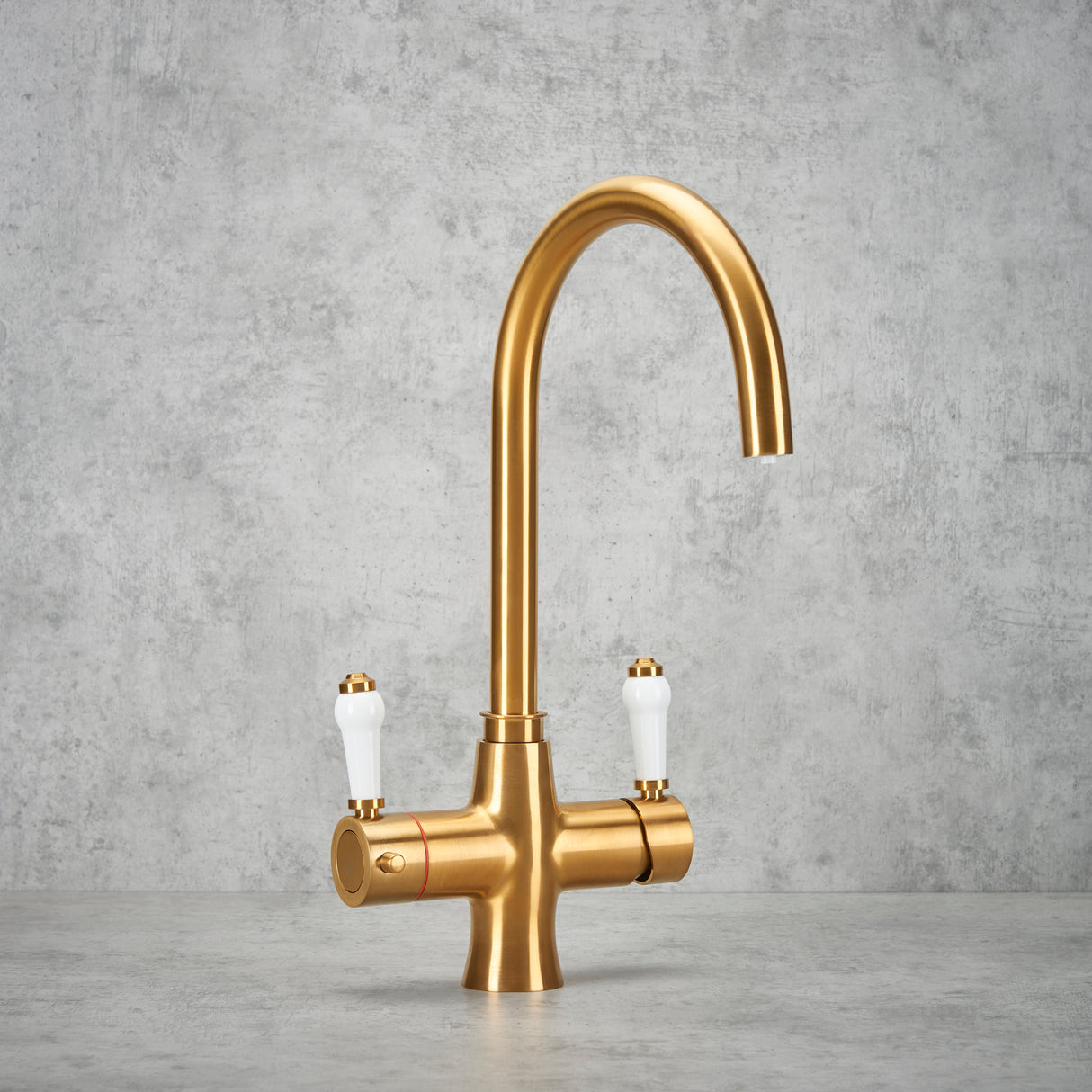 Verossi | Vulcanico | Traditional 3 in 1 Instant Boiling Tap | Brushed Gold Finish