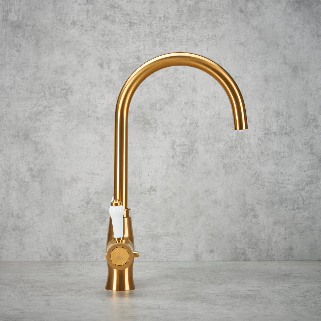 Verossi | Vulcanico | Traditional 3 in 1 Instant Boiling Tap | Brushed Gold Finish