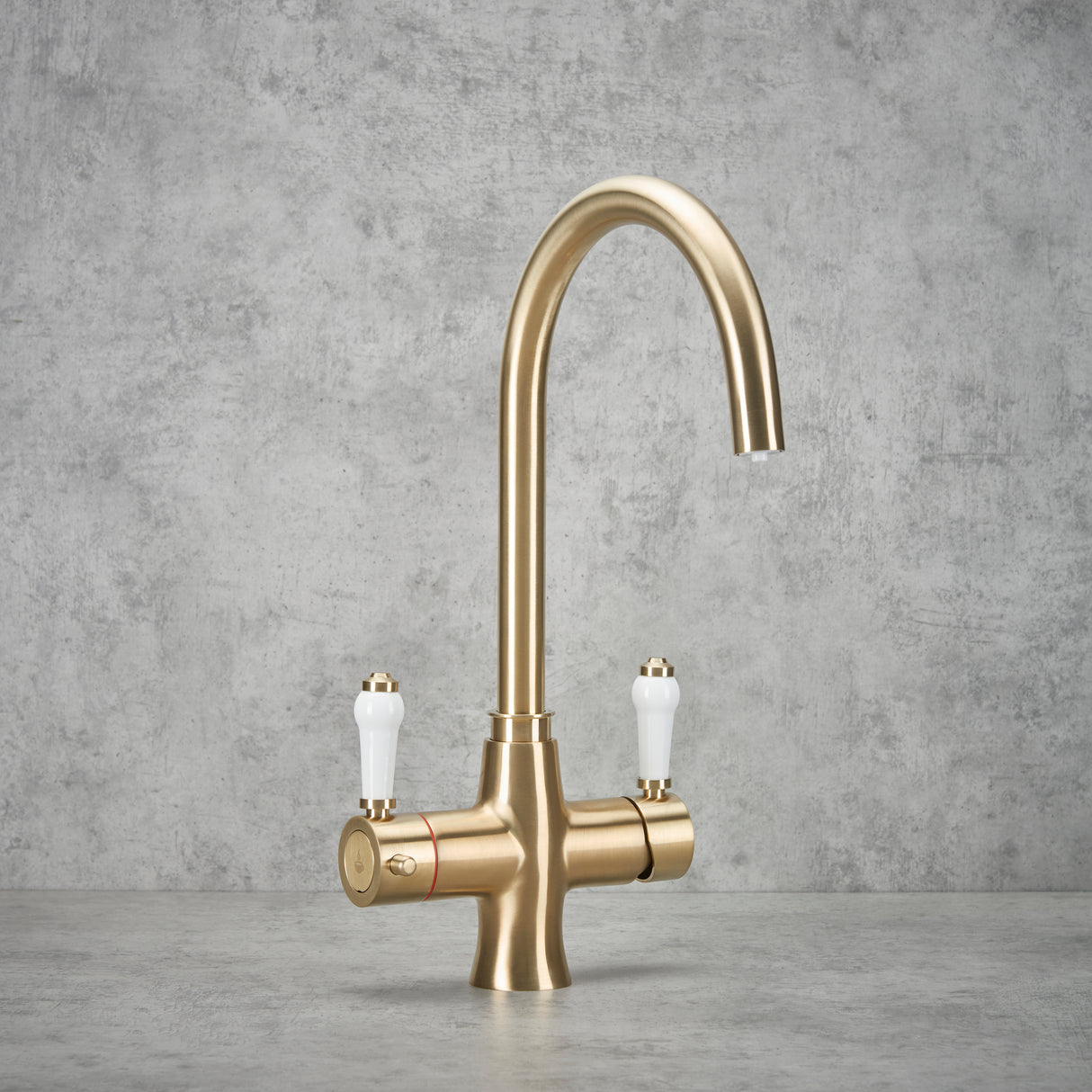 Verossi | Vulcanico | Traditional 3 in 1 Instant Boiling Tap | Unfinished Brass Finish