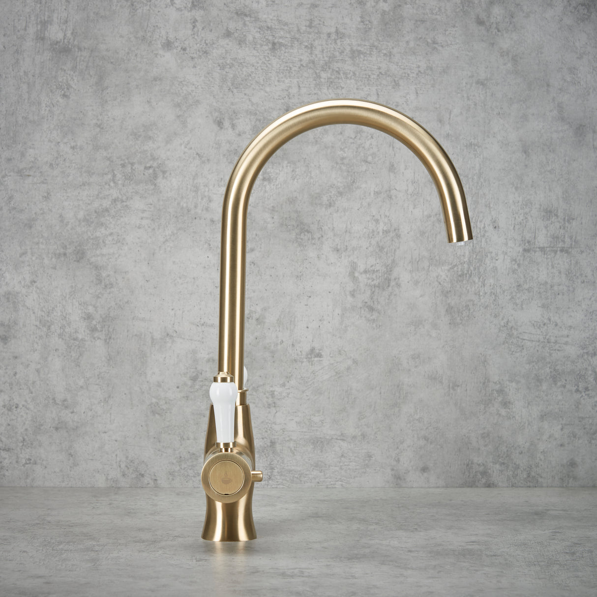 Verossi | Vulcanico | Traditional 3 in 1 Instant Boiling Tap | Unfinished Brass Finish