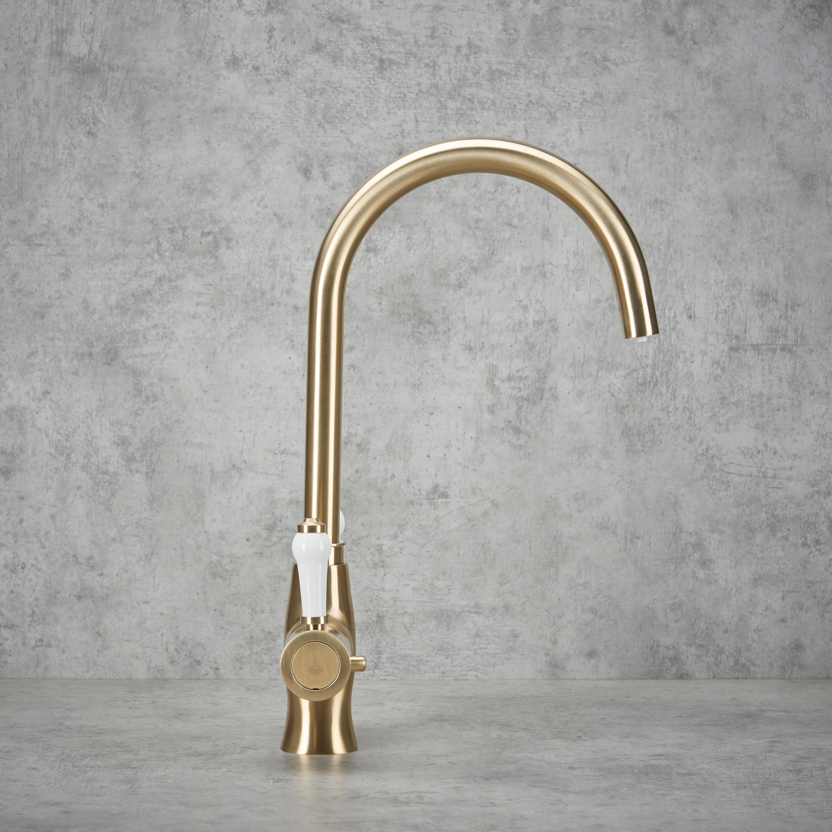 Verossi | Vulcanico | Traditional 3 in 1 Instant Boiling Tap | Unfinished Brass Finish