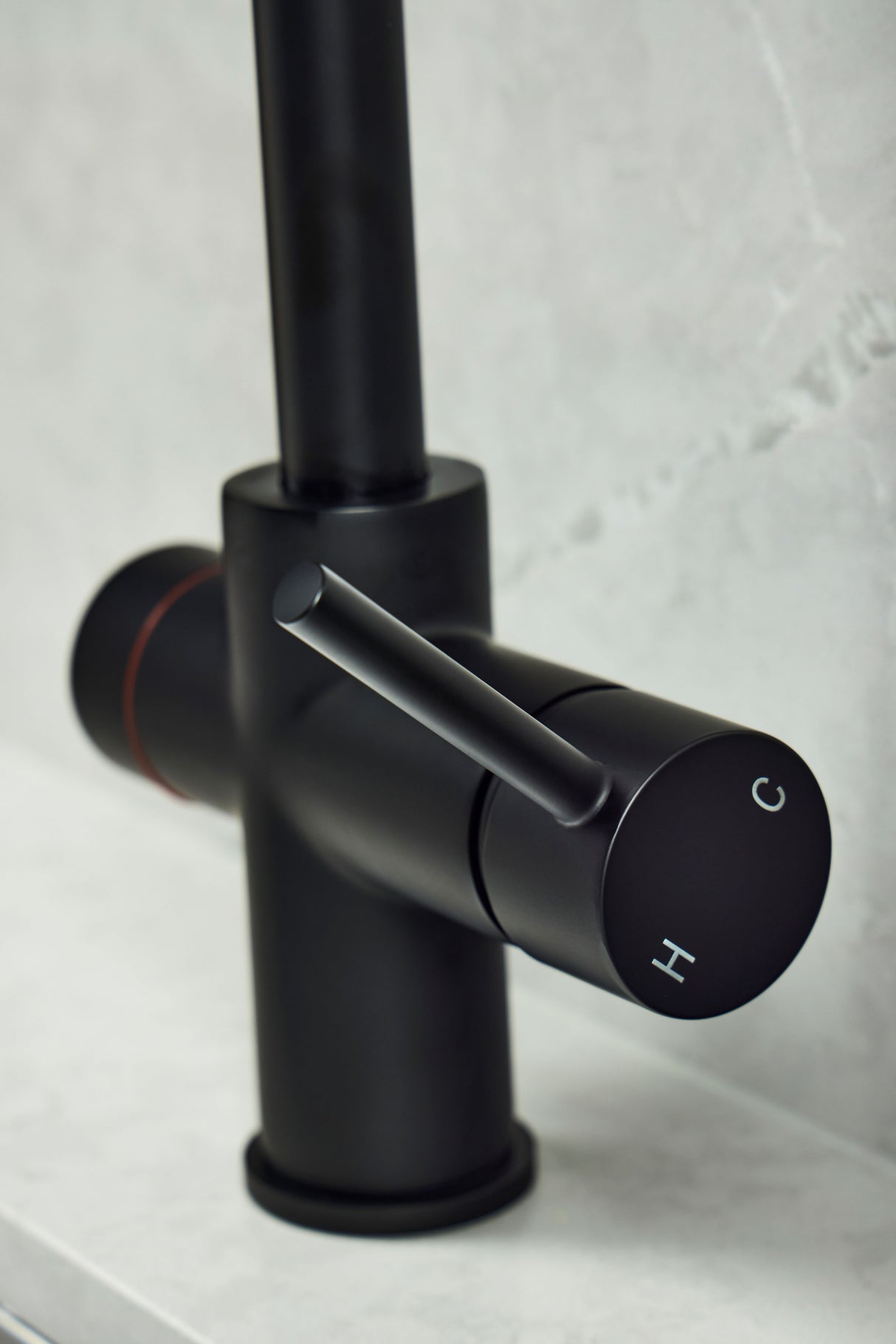 Verossi  | Valyrian | Biometric 4 in 1 Instant Boiling & Filtered Cold Water Tap | Matt Black Finish