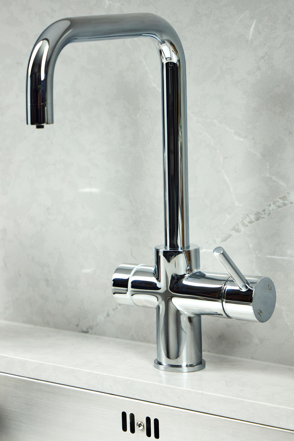 Verossi  | Valeria | Finger Print Control 3 in 1 Instant Boiling Tap | Polished Chrome Finish