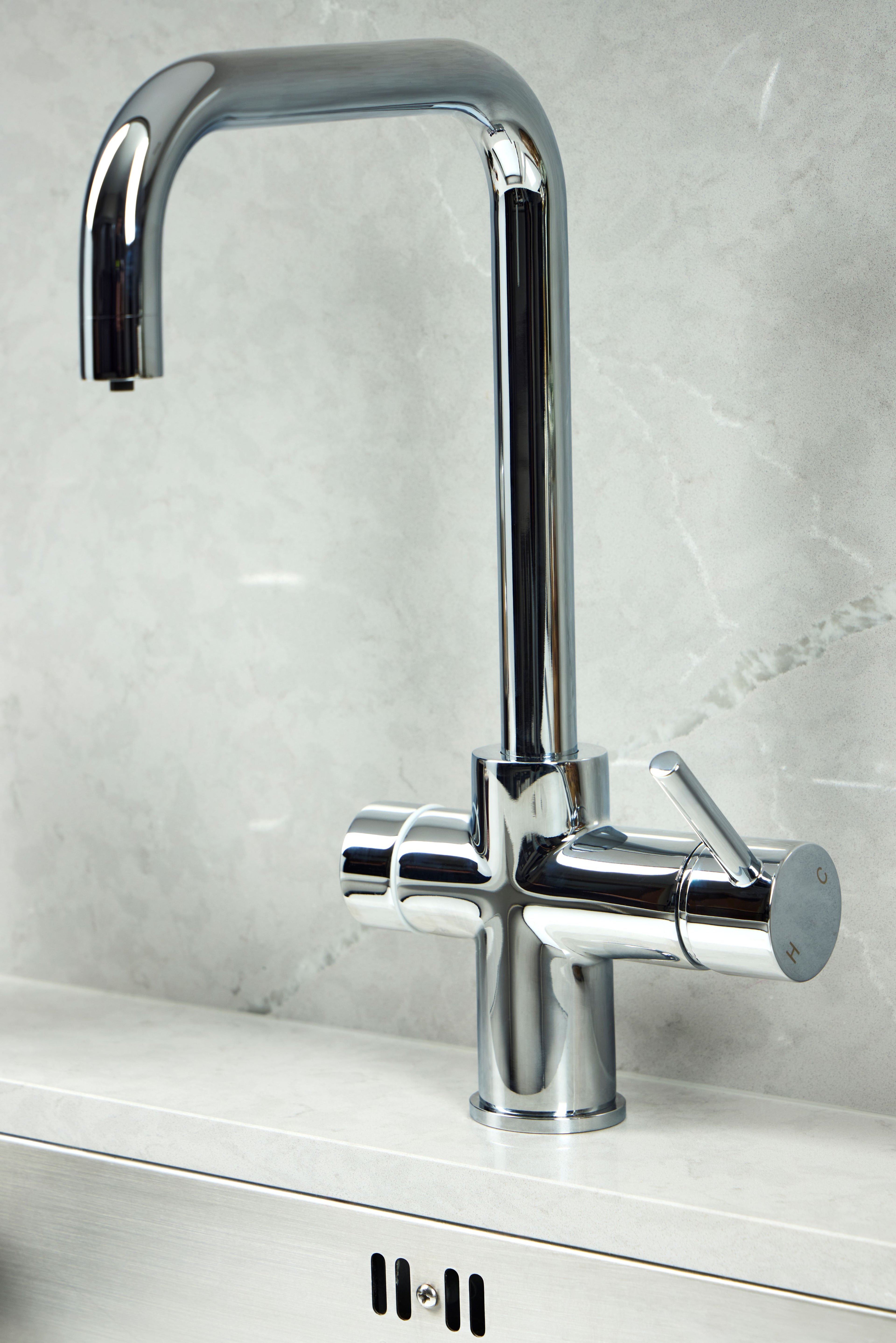 Verossi  | Valeria | Finger Print Control 3 in 1 Instant Boiling Tap | Polished Chrome Finish