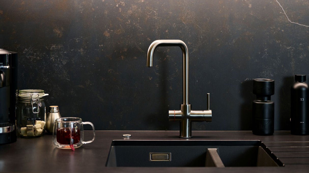 Verossi  | Valyrian | Biometric 4 in 1 Instant Boiling & Filtered Cold Water Tap | Gunmetal Finish