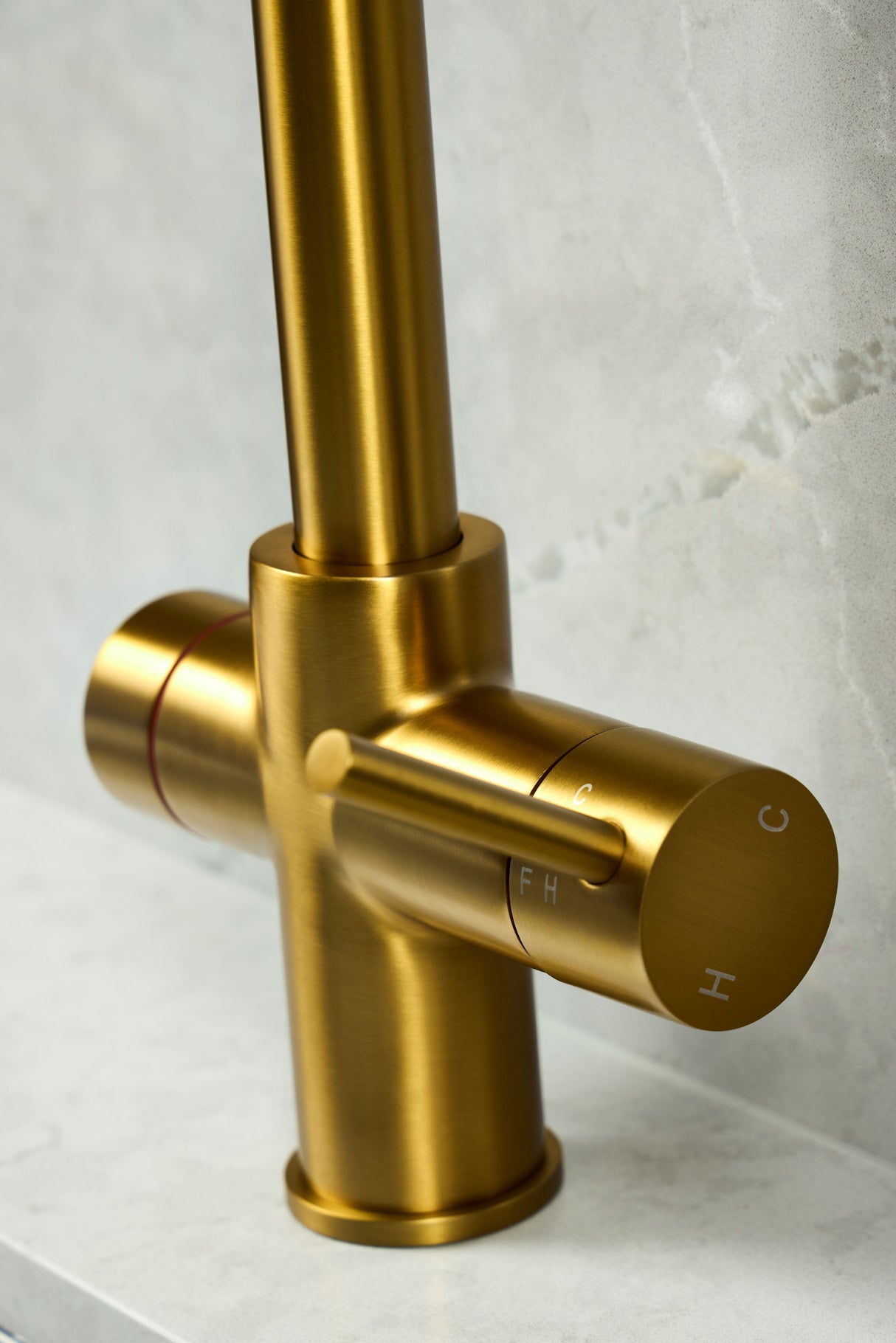 Verossi  | Valyrian | Biometric 4 in 1 Instant Boiling & Filtered Cold Water Tap | Brushed Gold Finish