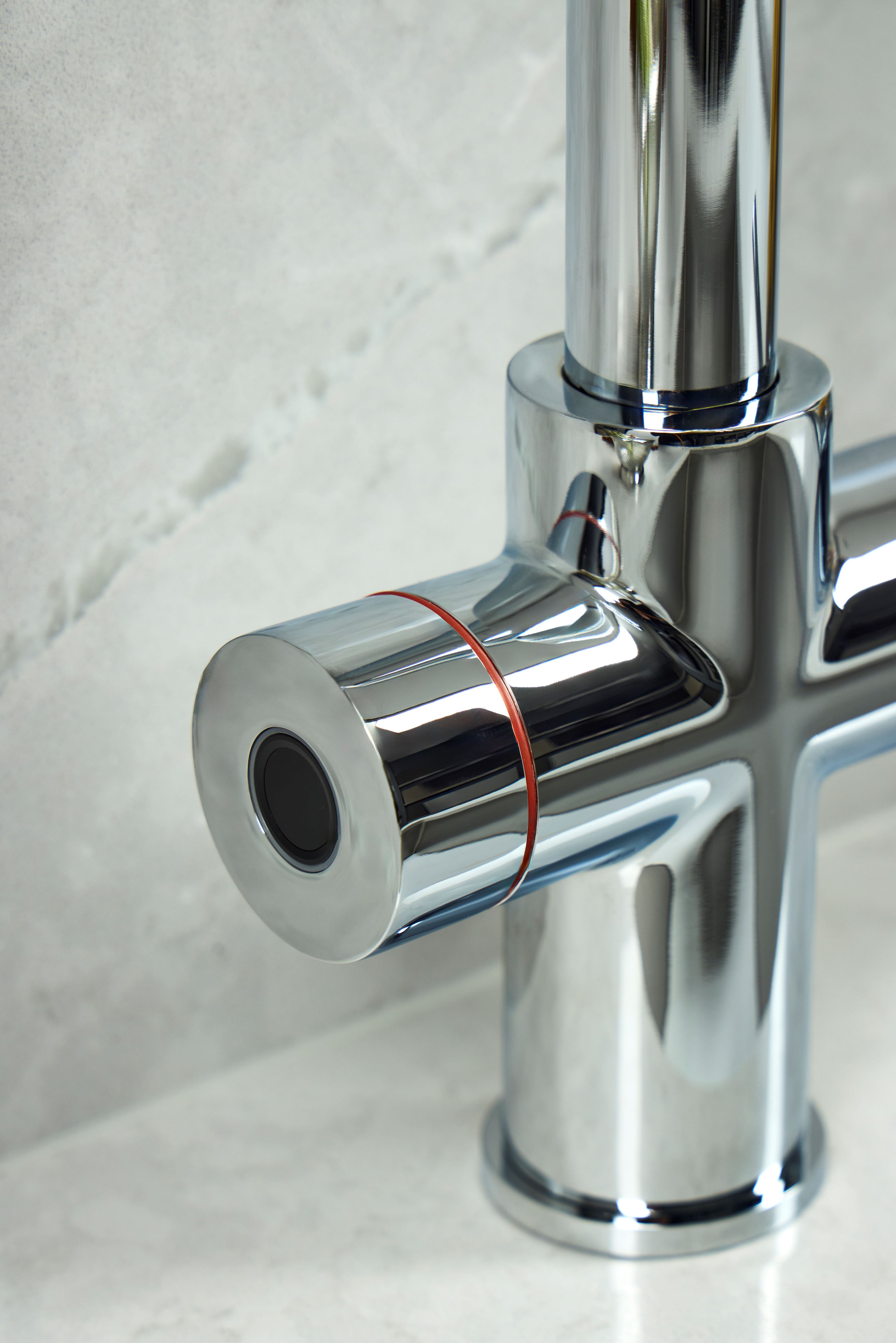 Verossi  | Valyrian | Finger Print Control 4 in 1 Instant Boiling & Filtered Cold Water Tap | Polished Chrome Finish