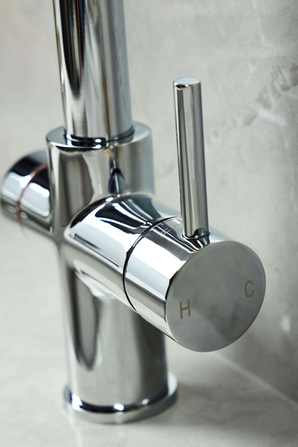 Verossi  | Valyrian | Biometric 4 in 1 Instant Boiling & Filtered Cold Water Tap | Polished Chrome Finish