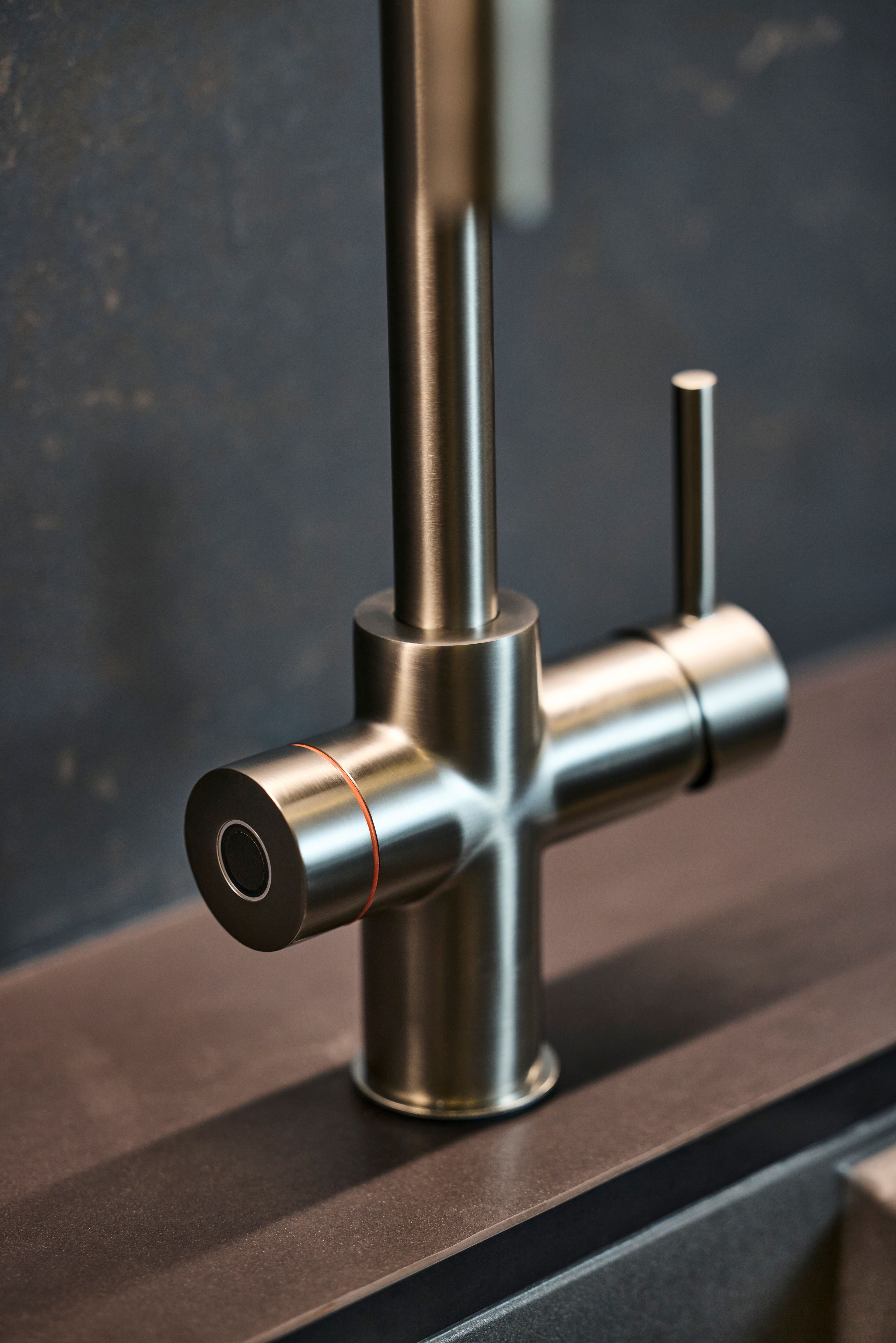 Verossi  | Valeria | Finger Print Control 3 in 1 Instant Boiling Tap | Gunmetal Finish