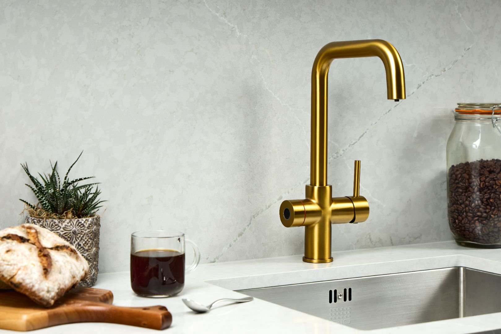 Verossi  | Valyrian | Finger Print Control 4 in 1 Instant Boiling & Filtered Cold Water Tap | Brushed Gold Finish