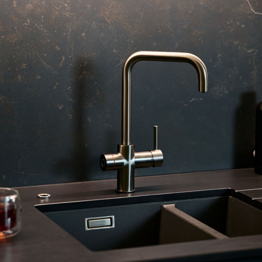 Verossi  | Valyrian | Finger Print Control 4 in 1 Instant Boiling & Filtered Cold Water Tap | Gunmetal Finish