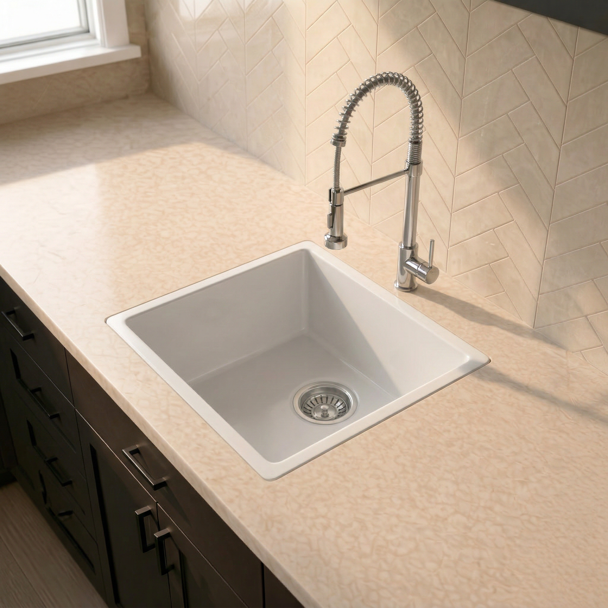Verossi | 1.0 bowl Comite Kitchen Sink | Inset or Undermounted | Chrome Strainer Waste Supplied | 440x440x211mm | Gloss White