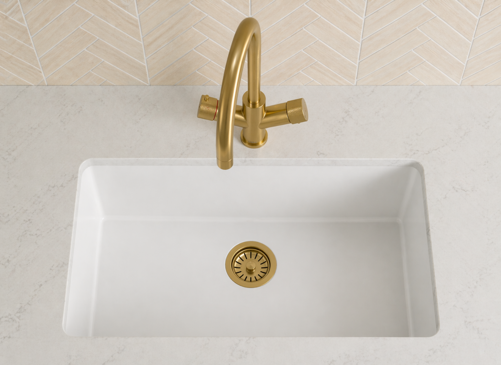 Verossi | Varelle | 3 in 1 Boiling Water Tap | Swan Spout | Brass