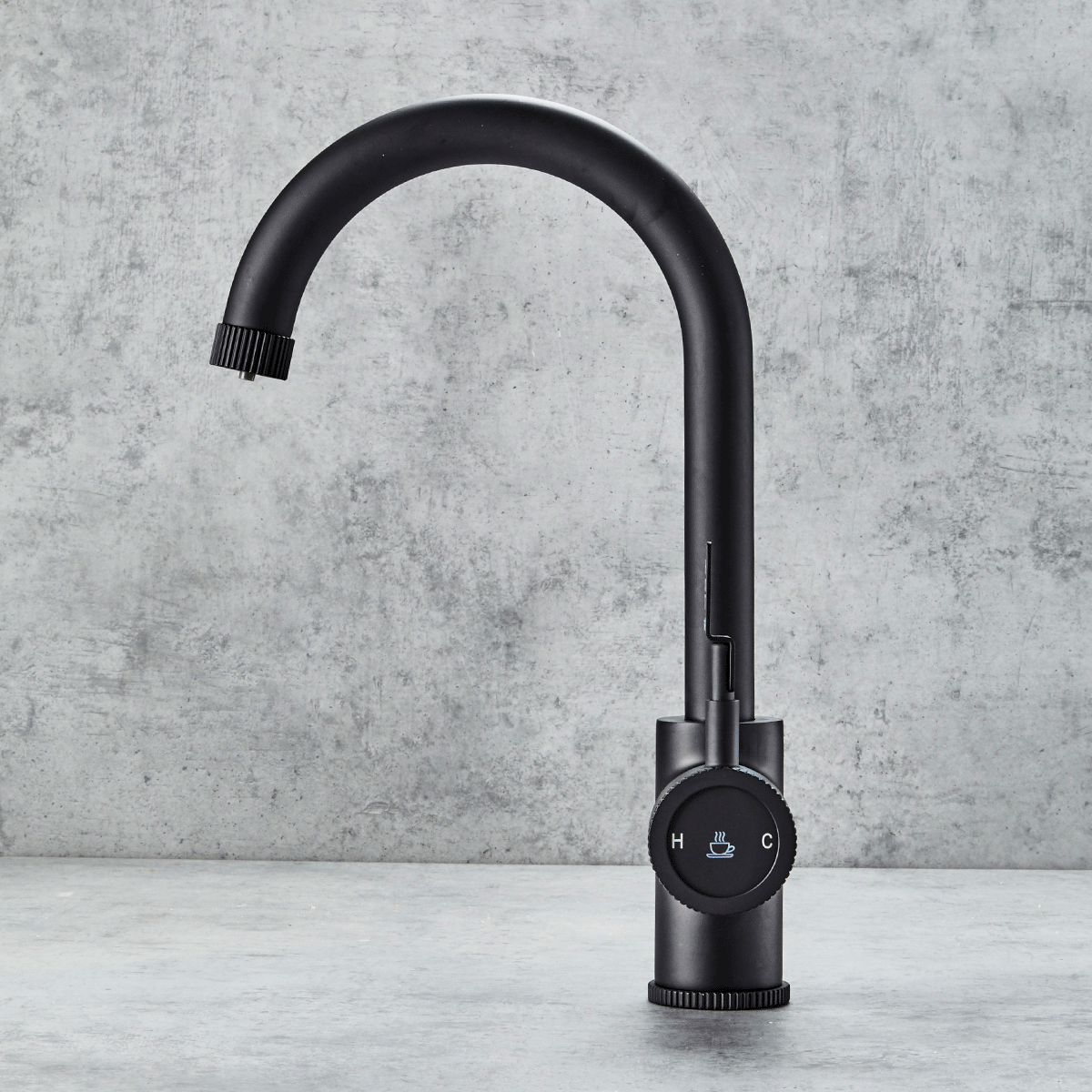 Matt Black | 3-in-1 Instant Boiling Water Tap System