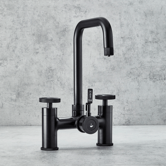 Matt Black | 3-in-1 Instant Boiling Water Tap System