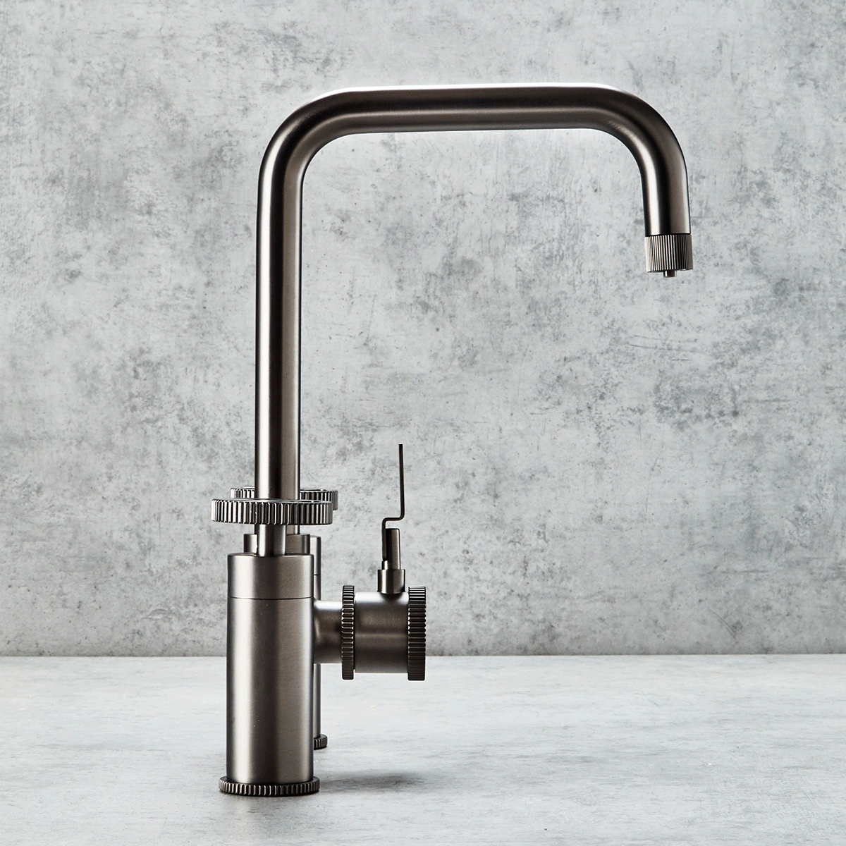 Verossi 3 in 1 Industrial Tap